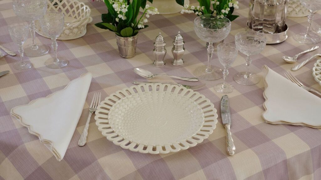 9 Best Cloth Napkins for a More Sustainable Clean-Up (2025) Architectural Digest