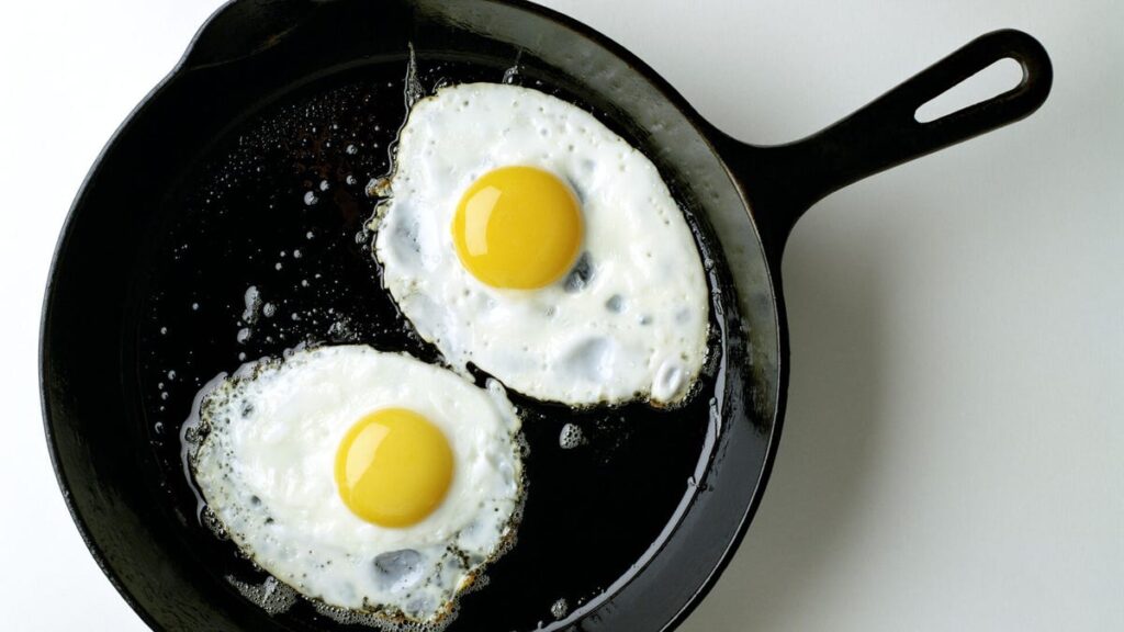 Do Eggs Cause High Cholesterol? Plus, 17 Other Health Myths We’re Busting gettyimages-86287426