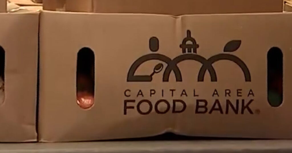 Federal workers miss first full paycheck amid shutdown Federal workers miss first full paycheck amid shutdown