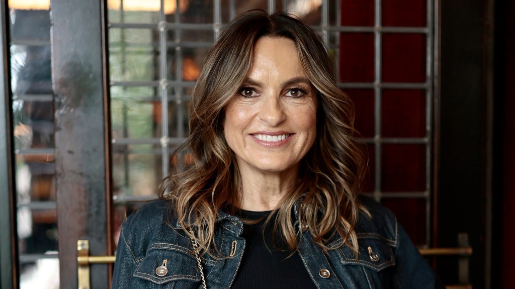 Mariska Hargitay Reveals She Tested For ‘Friends’ ‘So Many Times’ Mariska Hargitay Reveals She Tested For 'Friends' 'So Many Times'