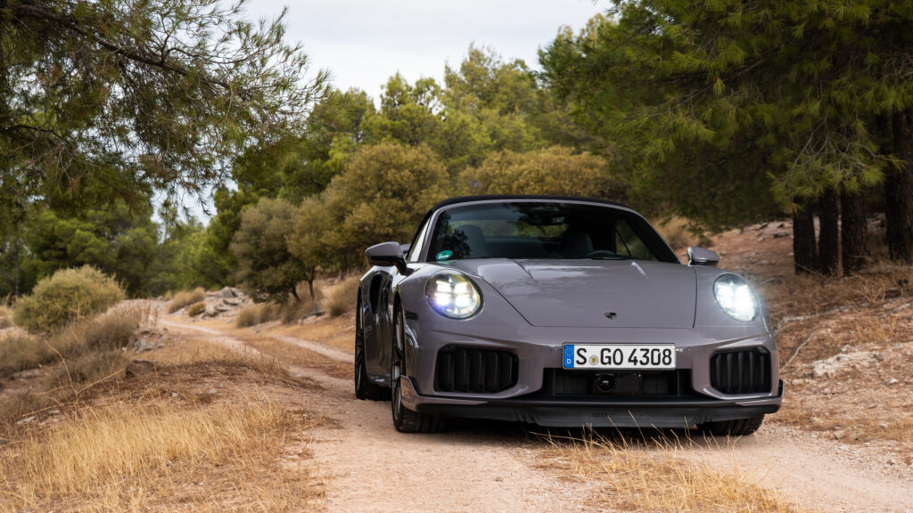 Porsche’s 2026 911 Turbo S is a ballistic, twin-turbo, 701-horsepower monster Porsche’s 2026 911 Turbo S is a ballistic, twin-turbo, 701-horsepower monster