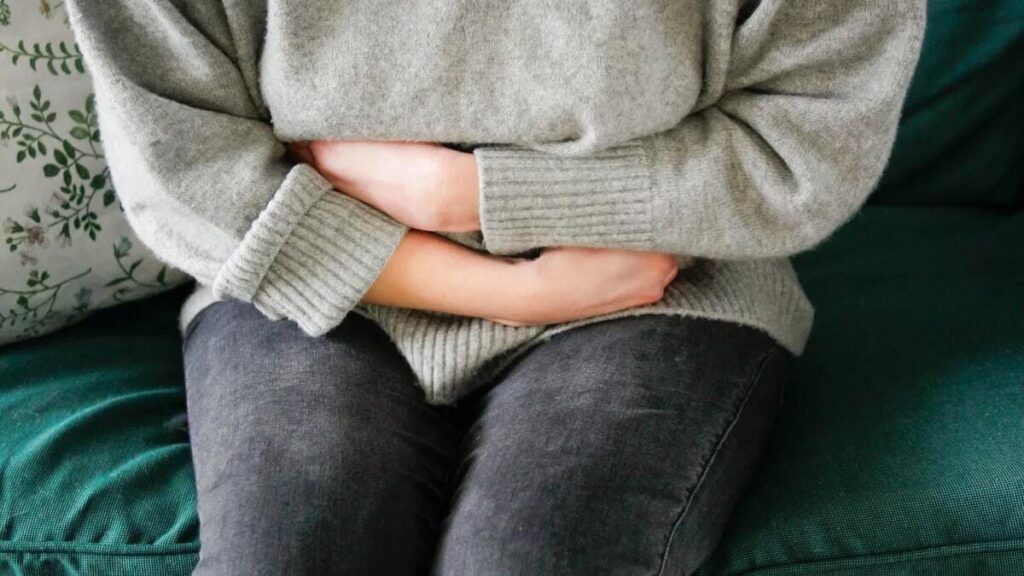 Signs Your Gut Is Unhealthy and the 4 Ways to Restore It Signs Your Gut Is Unhealthy and the 4 Ways to Restore It