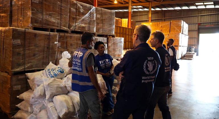 ‘Catastrophic’ Hurricane Melissa hours from landfall in Jamaica ‘Catastrophic’ Hurricane Melissa hours from landfall in Jamaica