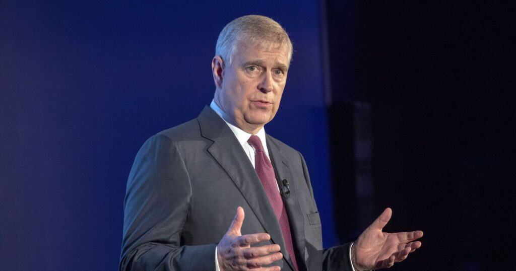 Andrew 'arranged private tour of Palace for businessmen in exchange for £1.4m' | Royal | News