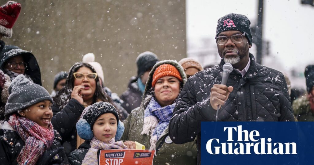 Chicago mayor orders police to investigate alleged illegal ICE activity in city | Chicago