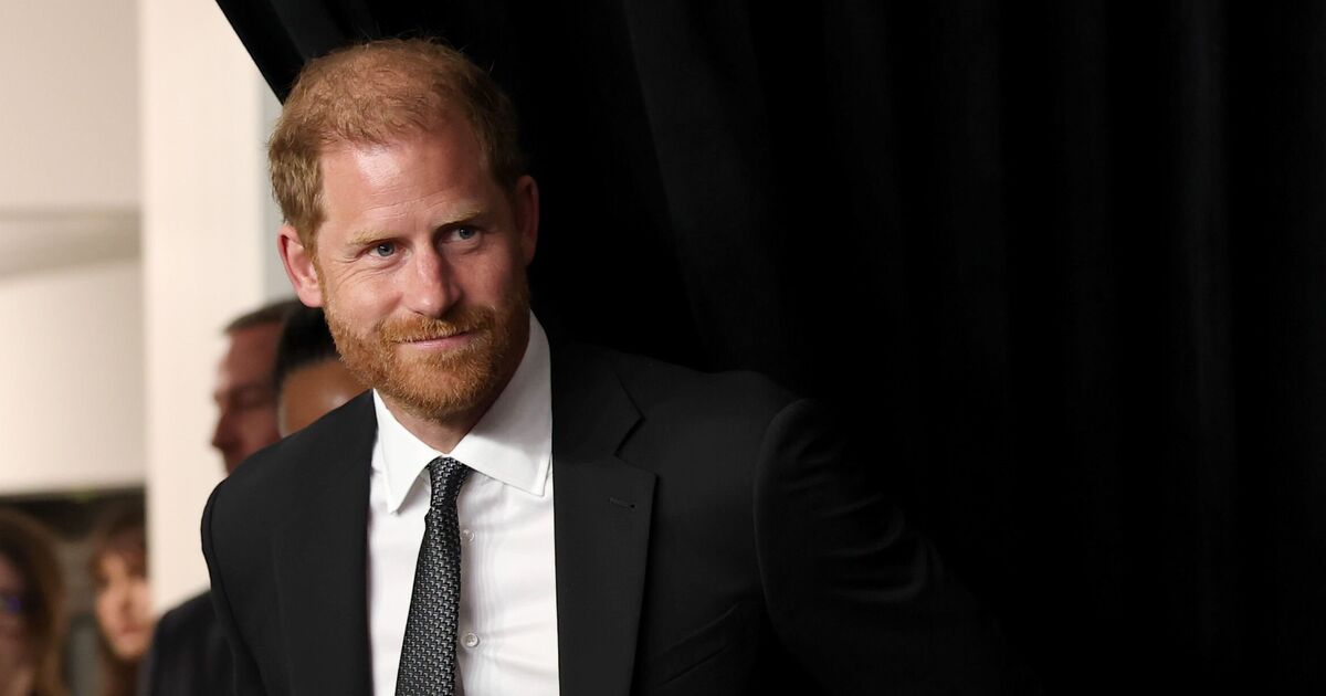 Prince Harry 'delusion' exposed as he makes King Charles request | Royal | News