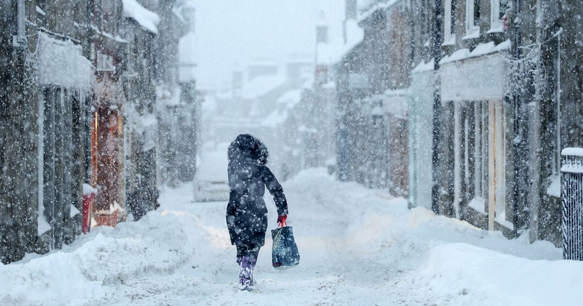 School closures LIVE: Full list of schools shut on Tuesday as snow blizzard hits UK | Weather | News