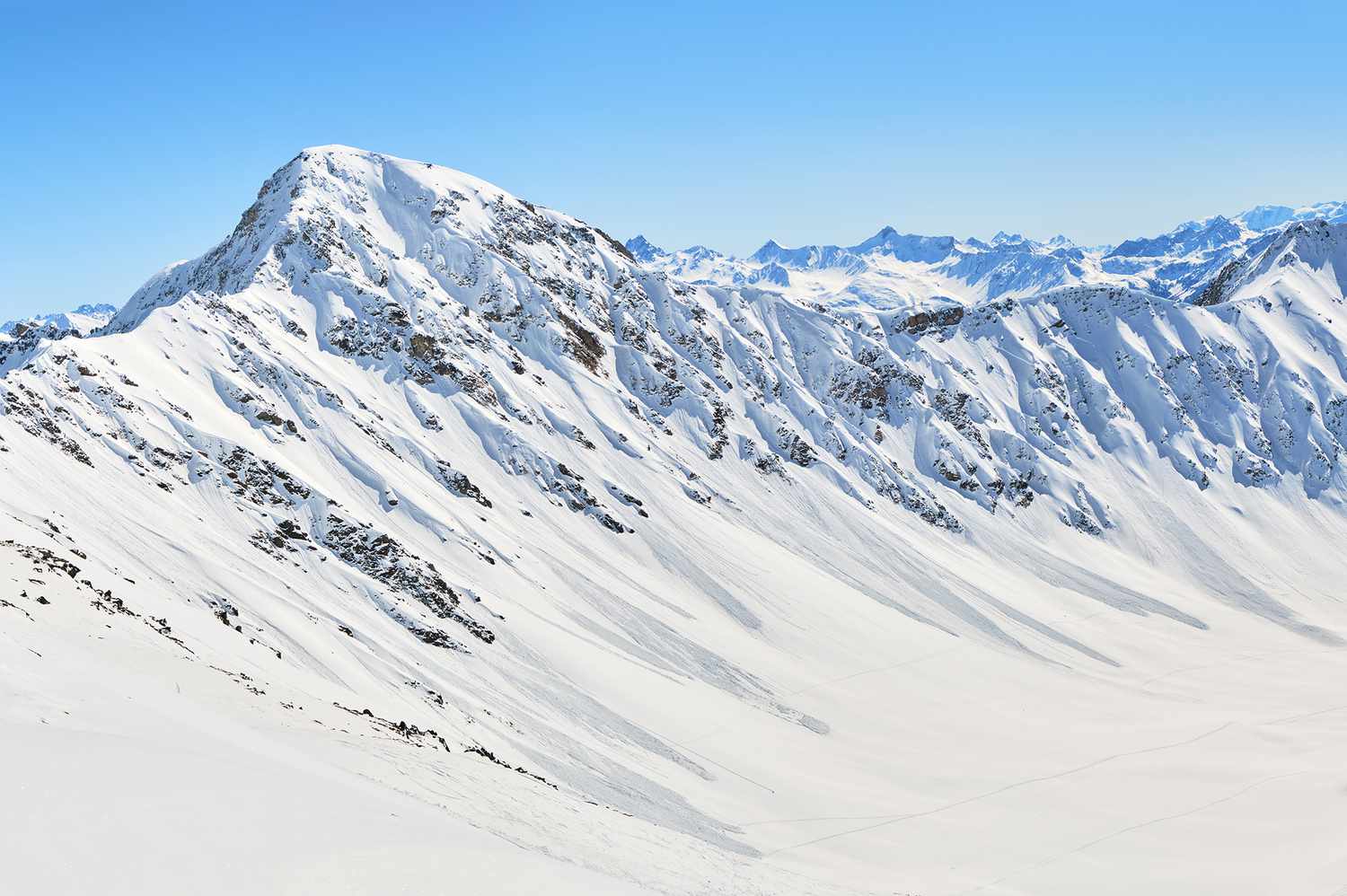 This Gorgeous Destination Is One of the Best Ski Resorts in the World, With 139 Miles of Ski Trails to Explore