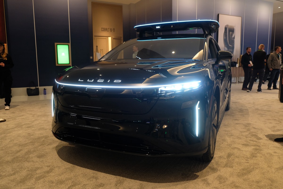 Uber's new Lucid Gravity robotaxi