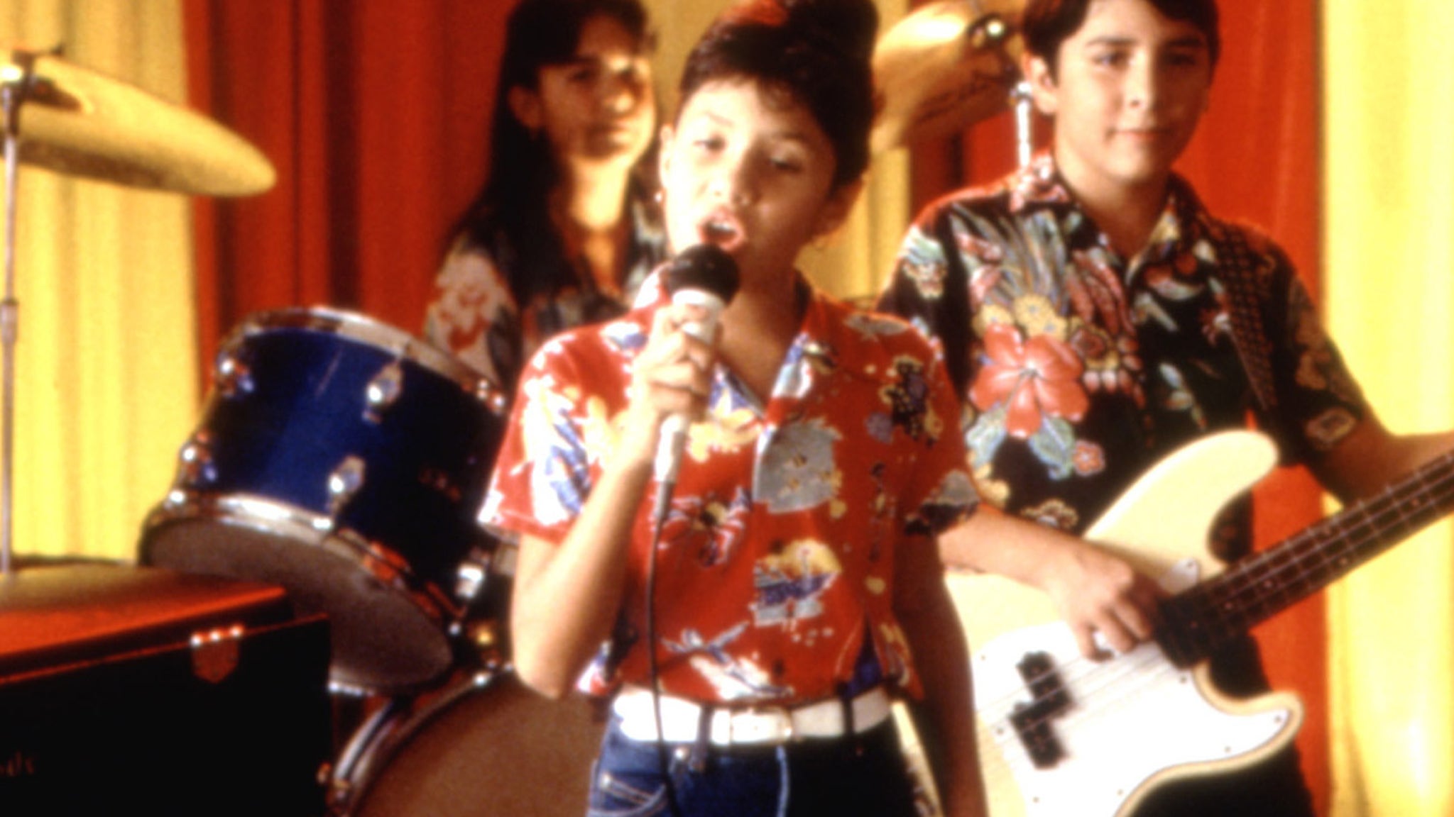 Young Selena In 'Selena' 'Memba Her?!