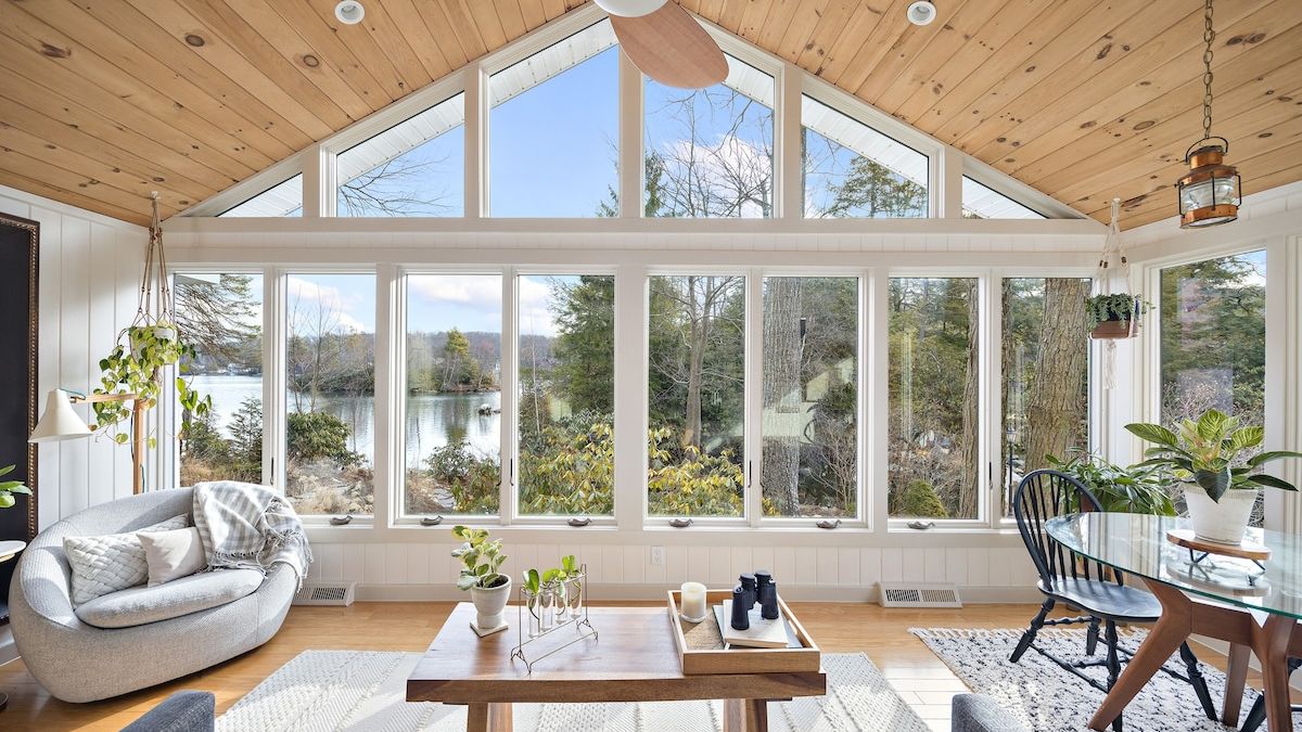 13 Lake House Airbnbs Where You Can Cool Off in Spring 2026