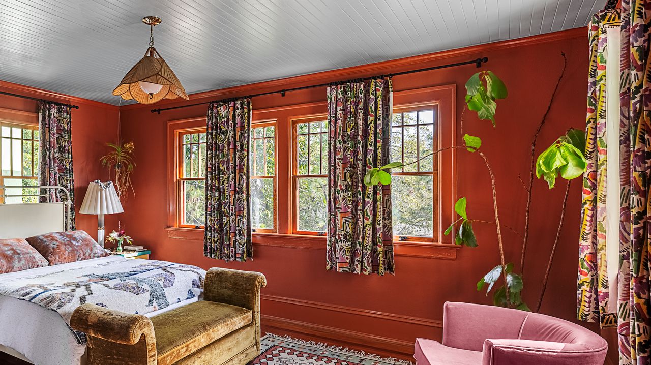 7 Best Curtain Rods to Complement Your Drapes (2026)