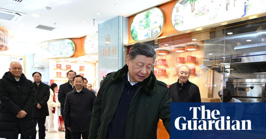 Beijing pastry shop overrun by shoppers after Xi Jinping’s visit | Xi Jinping Beijing pastry shop overrun by shoppers after Xi Jinping’s visit | Xi Jinping