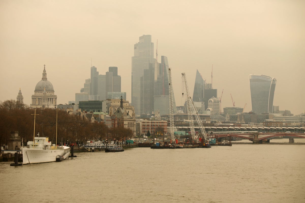 ‘Blood rain’ could fall over UK tonight as Saharan dust cloud approaches