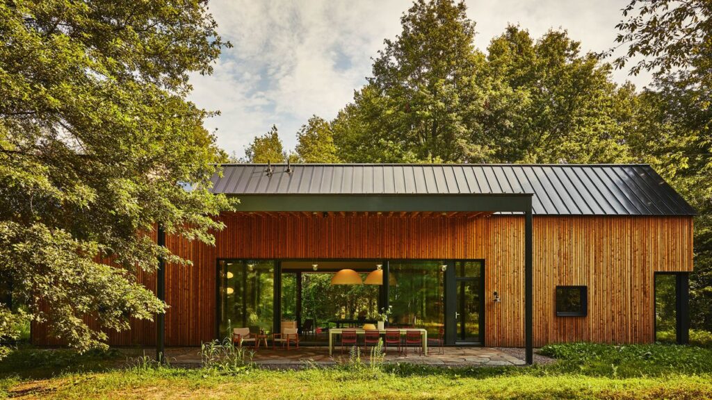 A Hudson Valley Guesthouse and Writer’s Studio Balance Passive House Rigor With Easy Living A Hudson Valley Guesthouse and Writer’s Studio Balance Passive House Rigor With Easy Living