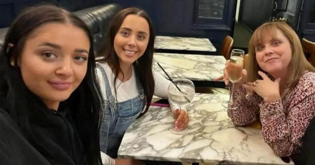 BBC's Cheltenham commentator bravely speaks out over murdered family | Racing | Sport