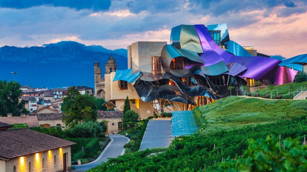 These 34 Frank Gehry Buildings Are His Best—And Ones Everyone Should Know