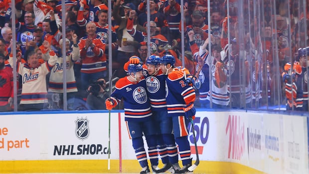 Oilers rally at home to earn 4-1 win, force Game 6 in playoff series against Ducks