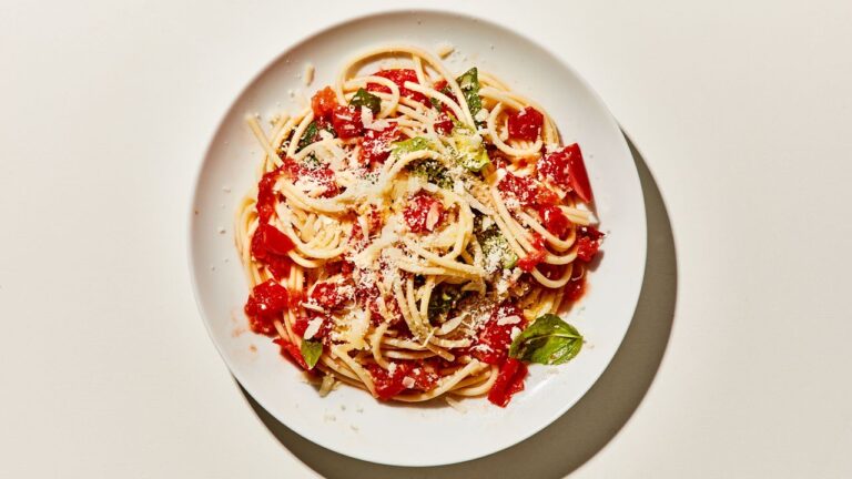 Pasta With Fresh Tomato Sauce (No-Cook) Recipe