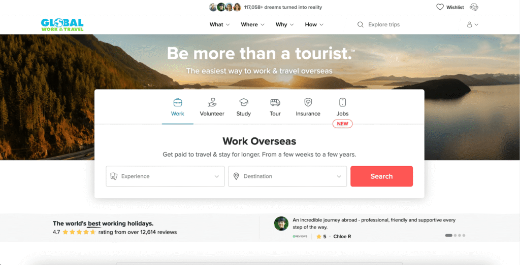 Nomadic matt with a tour group in mexico