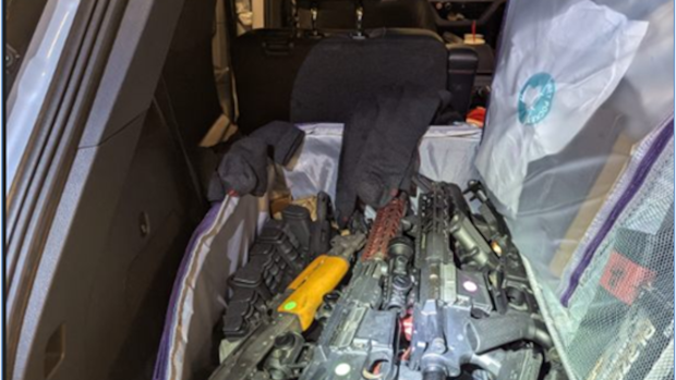 2 Canadians among suspects charged in U.S. with attempting to smuggle guns into Canada