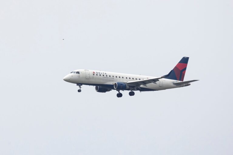 Delta adds Sonoma County flights, joining race to Santa Rosa