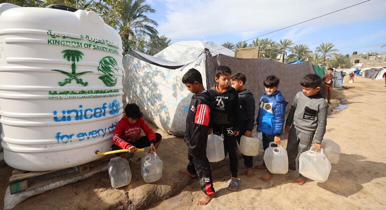 Gaza: Life-saving medicines blocked as killing continues, disease gains ground