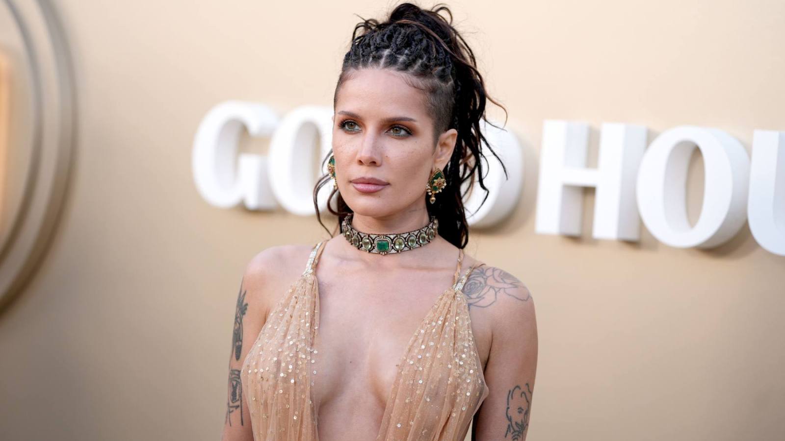Halsey to Star in Horror Film ‘Replacer’