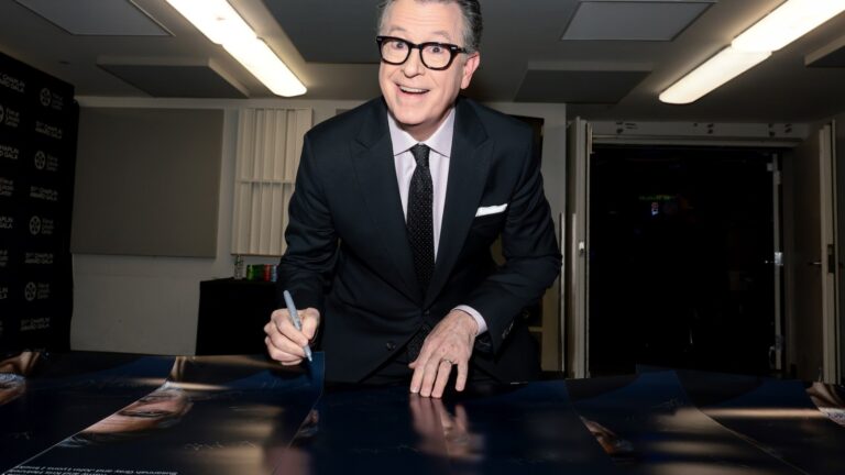 How to Watch Late Show With Stephen Colbert Final Episodes Online