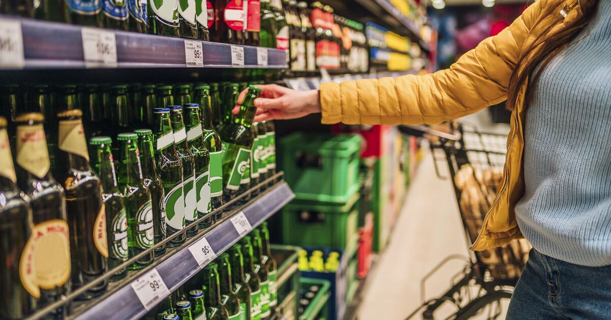 Major supermarket locks up booze in fresh crackdown | UK | News
