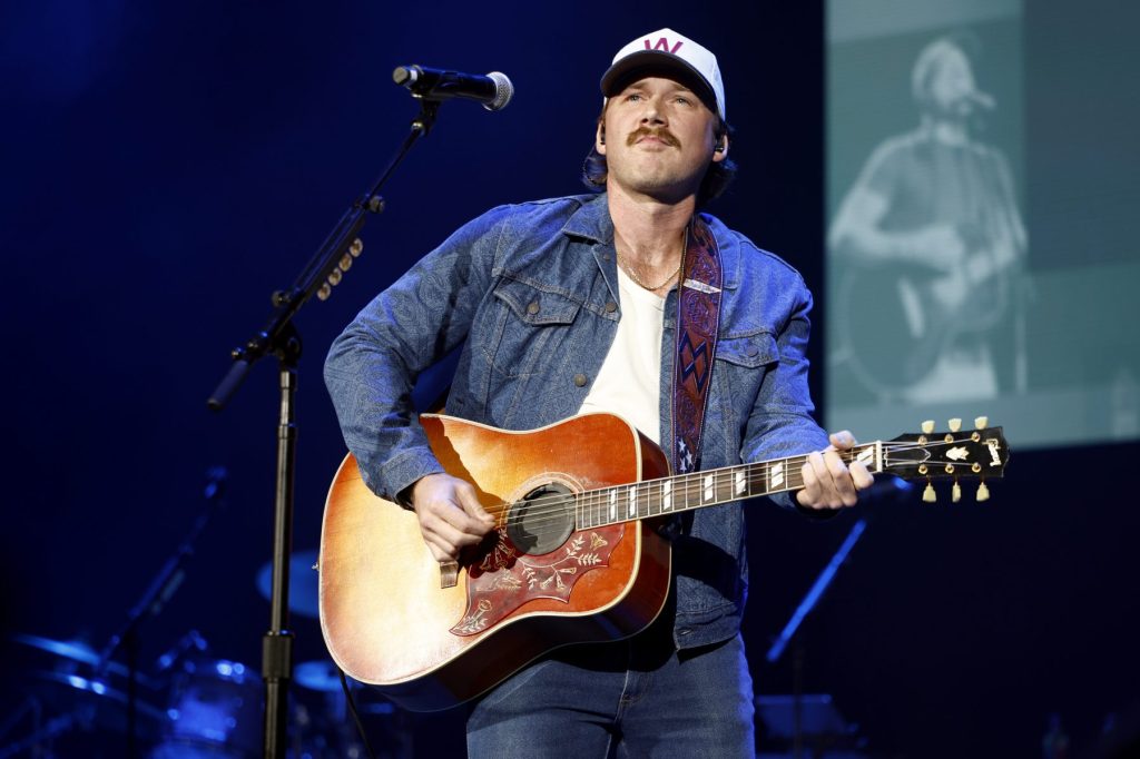 Morgan Wallen Calls Out Celebs Who Bailed on Las Vegas Walkout