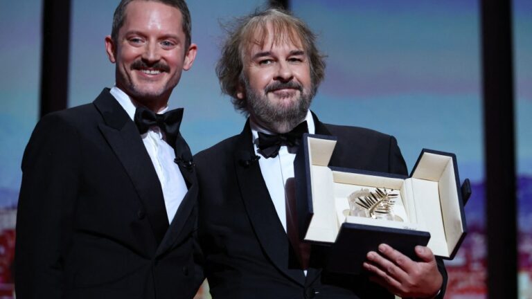 Peter Jackson Gets Cannes Palme d'Or From Elijah Wood in 'LOTR' Reunion