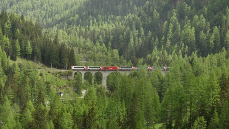The Best Summer Train Trips in Europe for Golden-Era Glamour and Epic Views
