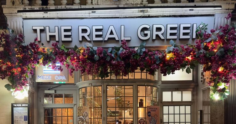 UK restaurant chain with 28 branches plunged into administration | UK | News