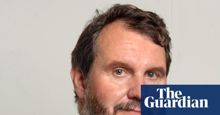 David Hencke, Guardian journalist who exposed cash-for-questions scandal, dies aged 79 | Media