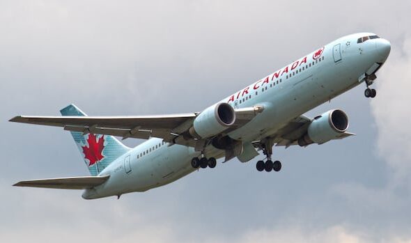 Former Air Canada captain charged after allegedly flying hundreds of flights without proper licence: police