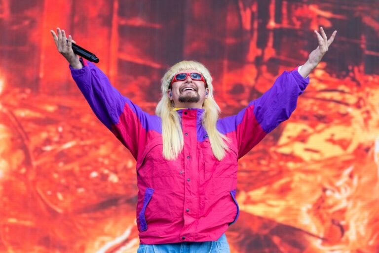 Oliver Tree Foundation To Assist Artists "Getting Their Hands Dirty"