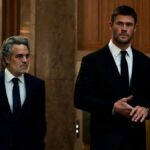 A still of Mark Ruffalo and Chris Hemsworth in Crime 101