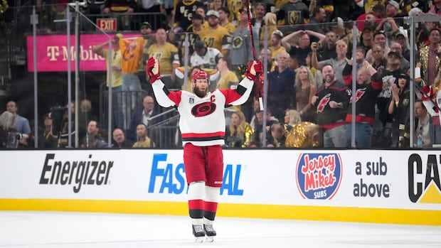 Staal scores twice to help Hurricanes beat Golden Knights, level Stanley Cup final at 2-2