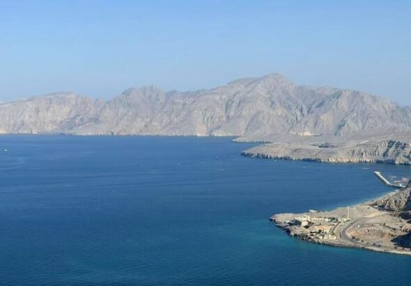 Stranded Hormuz seafarers begin mass evacuation operation