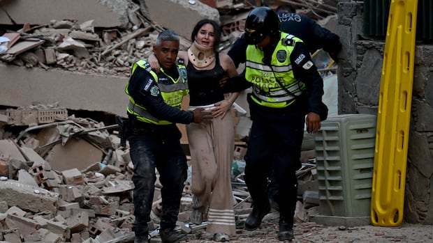 Strong back-to-back earthquakes hit Venezuela, killing at least 32 and injuring hundreds