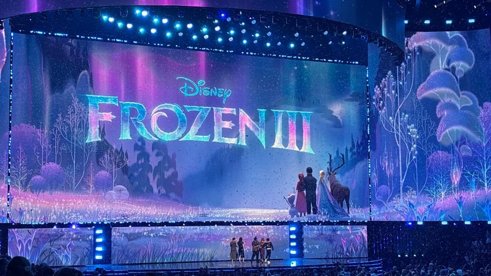 Anna and Kristoff Get Married, Olaf Finds Love