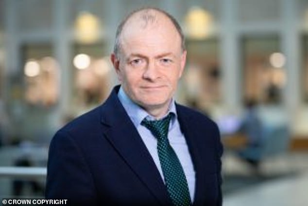 Martin Jones, His Majesty¿s Chief Inspector of Probation for England and Wales, said the Probation Service was already under ¿unprecedented pressure¿ and that the early release of more prisoners could lead to more murders