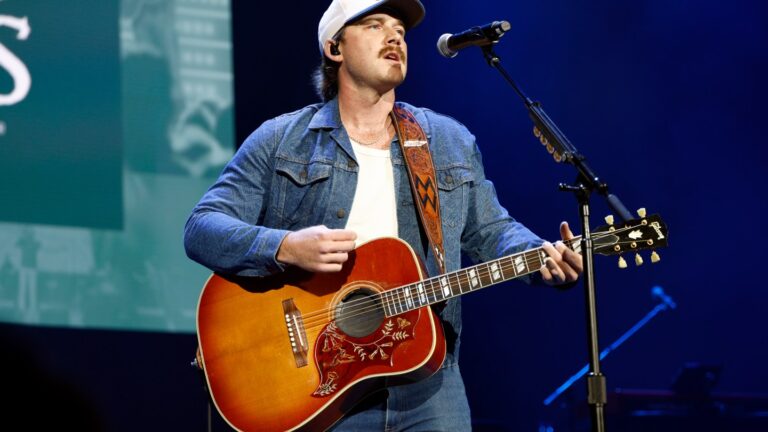 Morgan Wallen's Year-Old 'I'm The Problem' Back Atop Billboard Chart