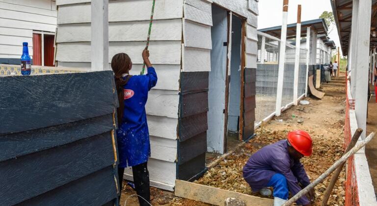 New Ebola vaccine trial launches as outbreak spreads in DR Congo