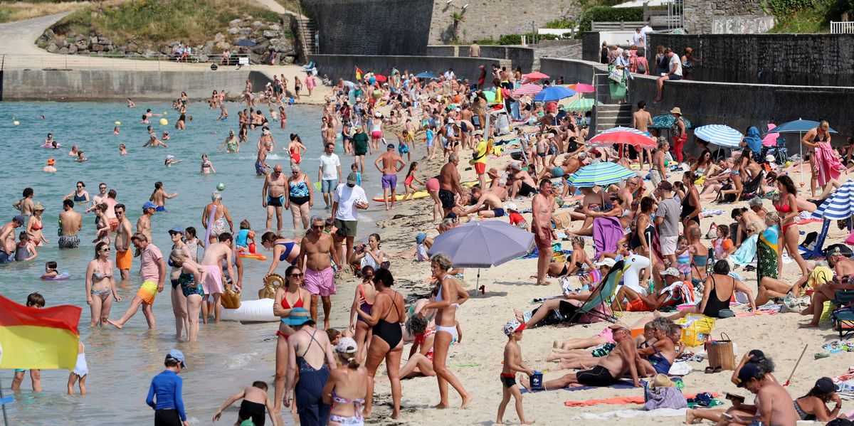 'Parisians go home' campaign launched by French villagers amid backlash against city visitors