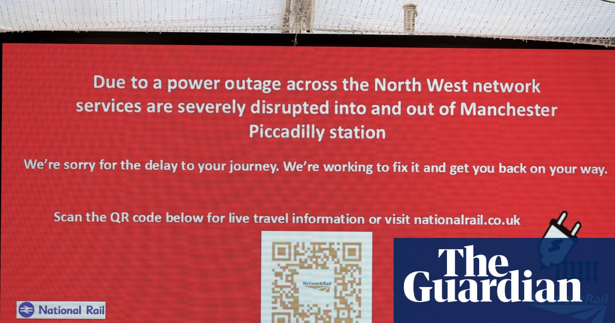 Rail passengers face second day of chaos across north-west England | Rail transport