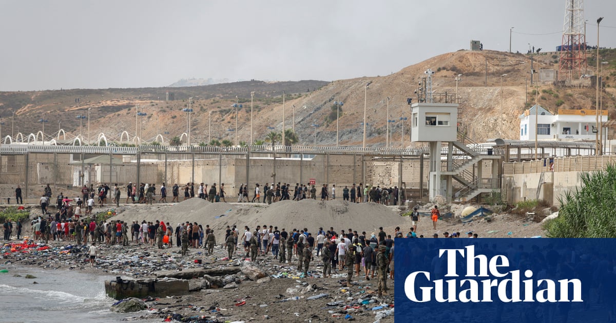 Russia-linked accounts spread far-right narrative online during Ceuta migration crisis, analysis finds