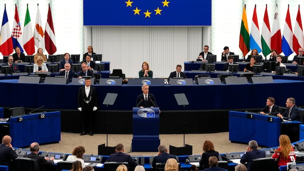 Far-right German politician heckles Carney with 'U.S.A.' chant before EU address