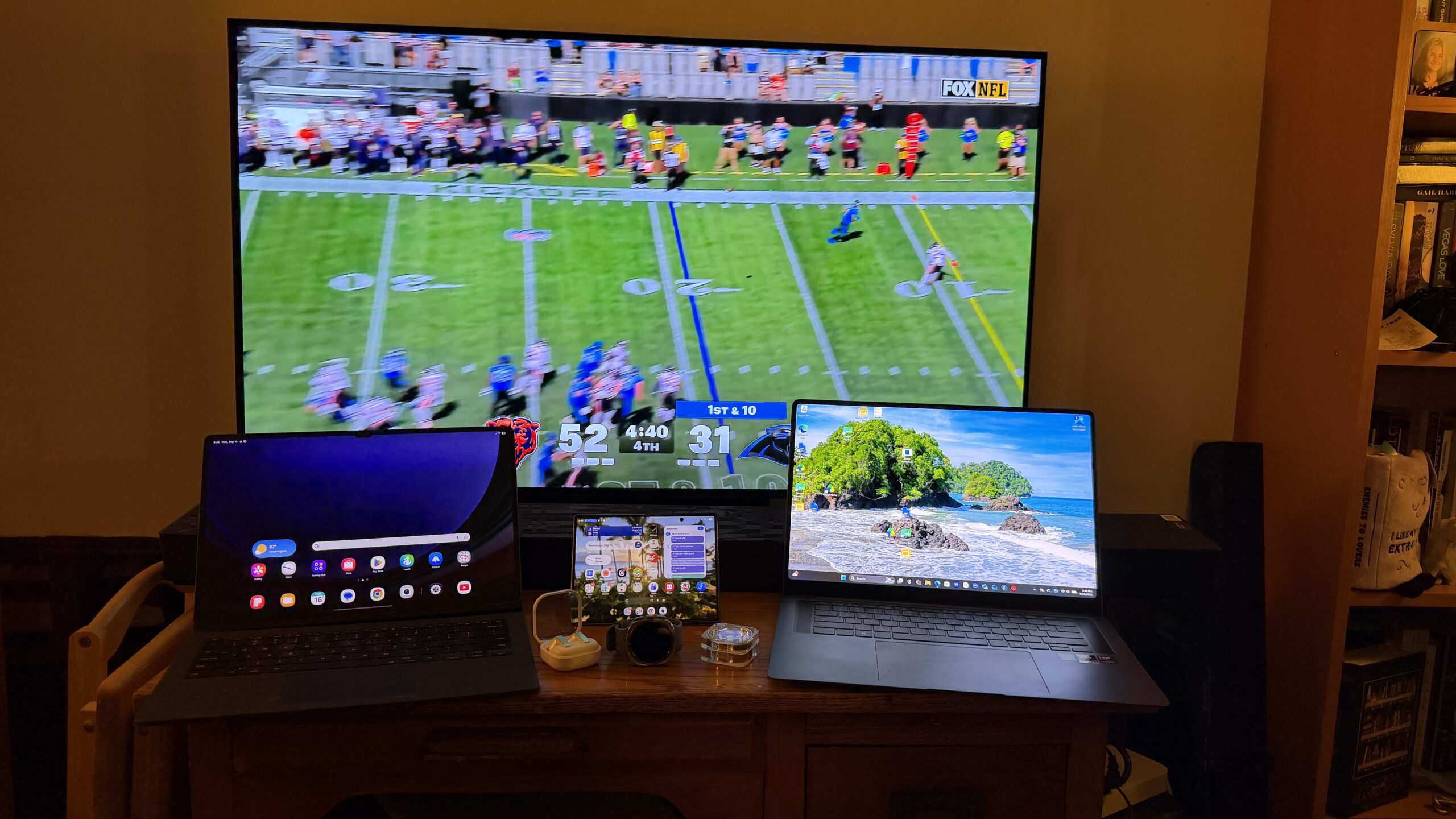 Samsung has a complete ecosystem of devices at its disposal.